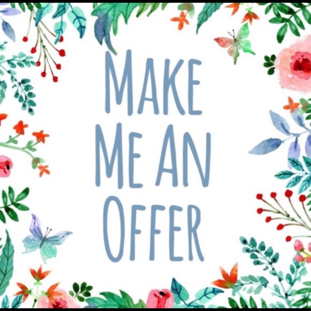 EVERYTHING MUST GO. MAKE ME AN OFFER! 💕